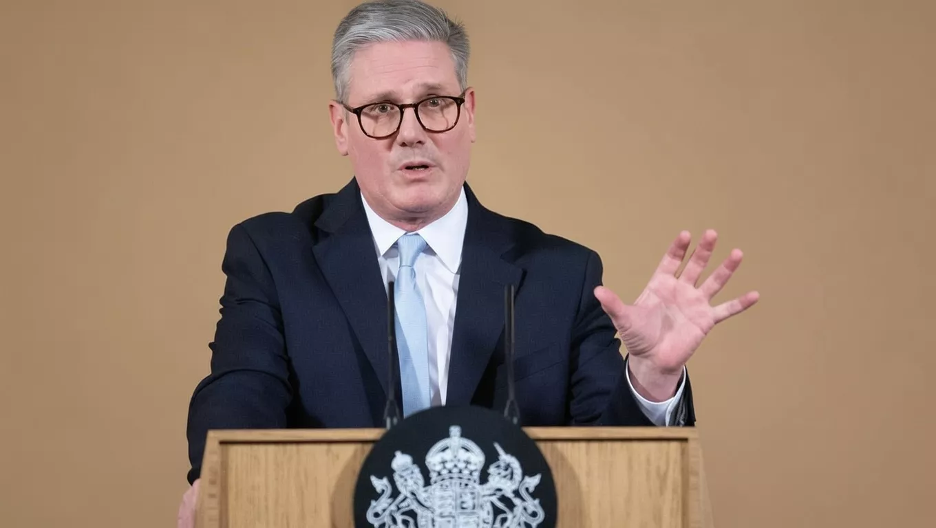 Keir Starmer Under Pressure After Aide Exit: Full Fallout