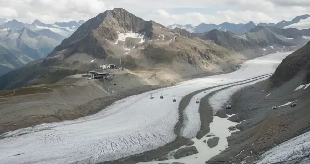 Switzerland Glacier Crisis 2026: Tourism Warning & Melting Ice